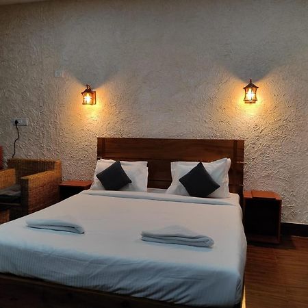 Kanoka Village Resort Mazbat Buitenkant foto
