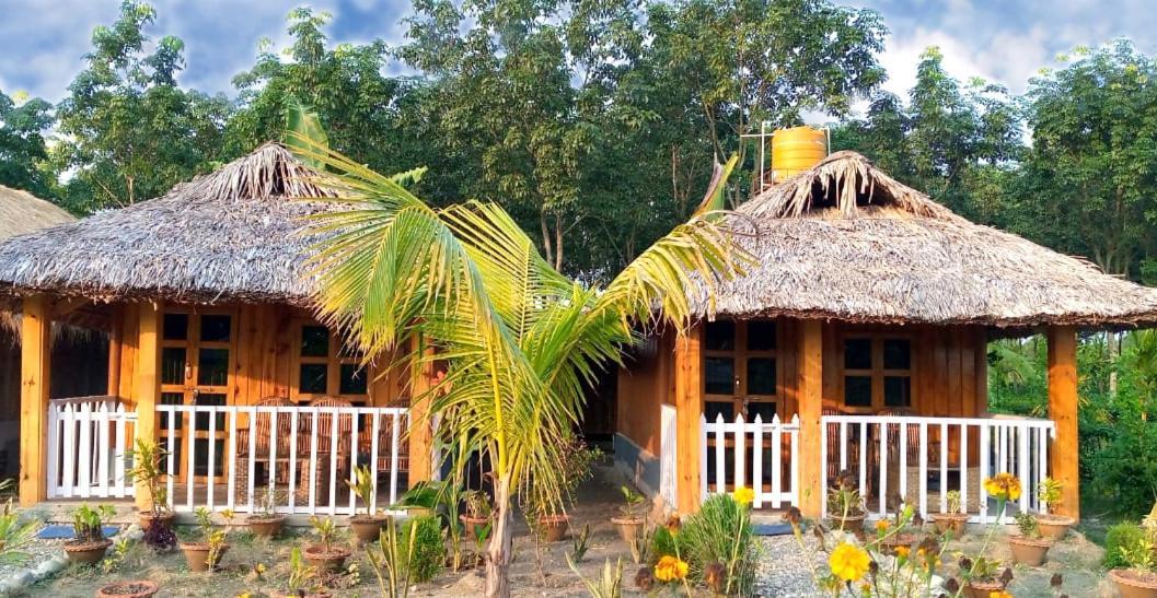 Kanoka Village Resort Mazbat Buitenkant foto