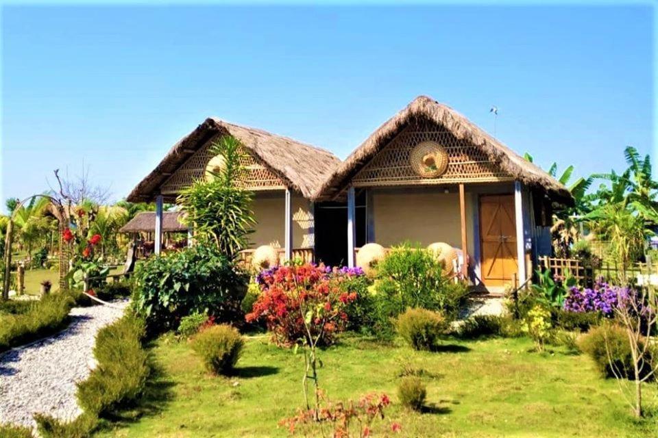 Kanoka Village Resort Mazbat Buitenkant foto